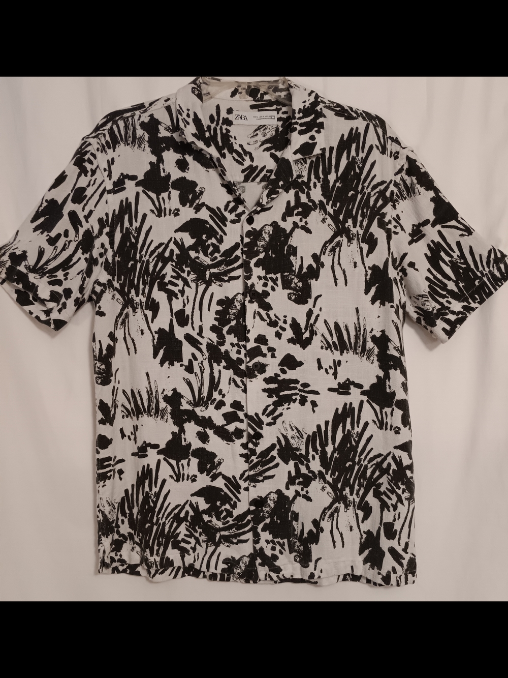 Zara Black and White Abstract Print Button-up Shirt made in Morocco